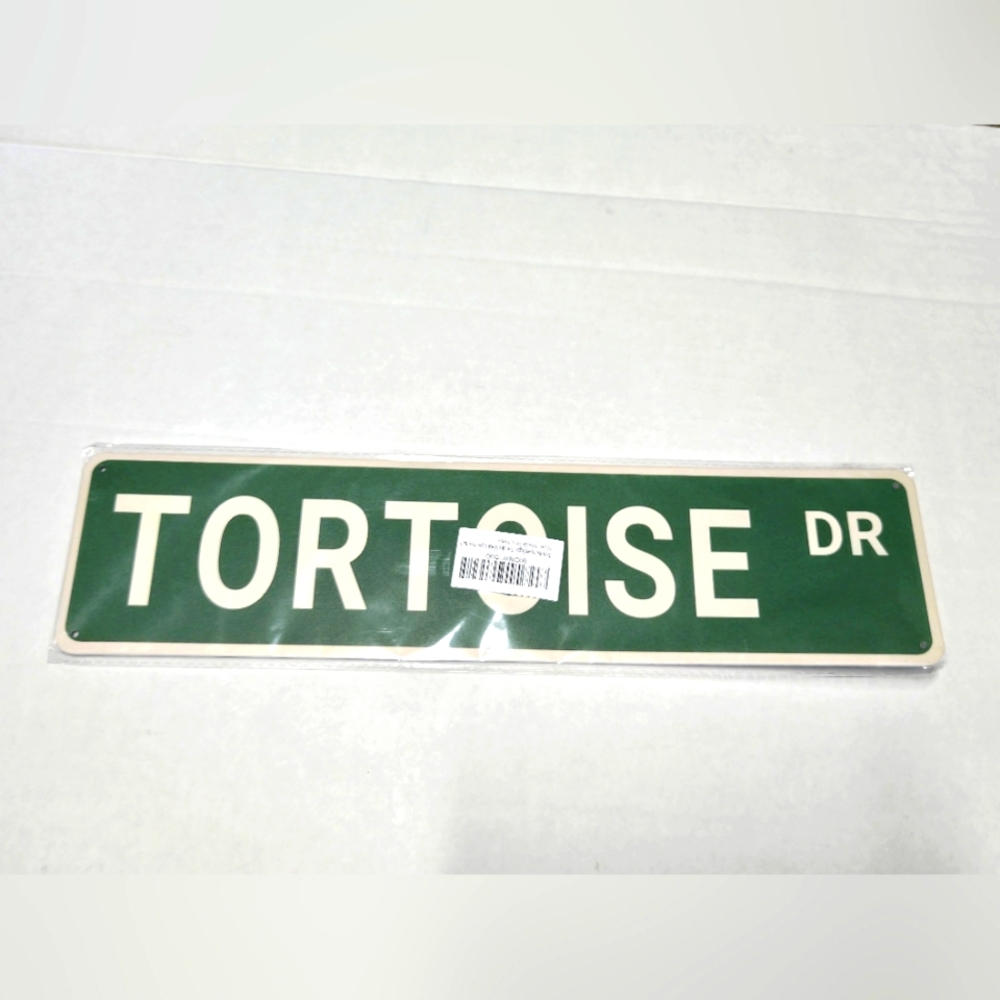 Tortoise Dr Street Sign Decor - Metal Wall Sign, 16x4‎ Inch